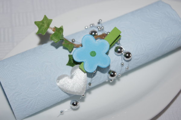 Tischkartenhalter Taufe Blume blau