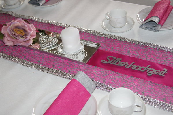 Tischdeko Silberhochzeit pink